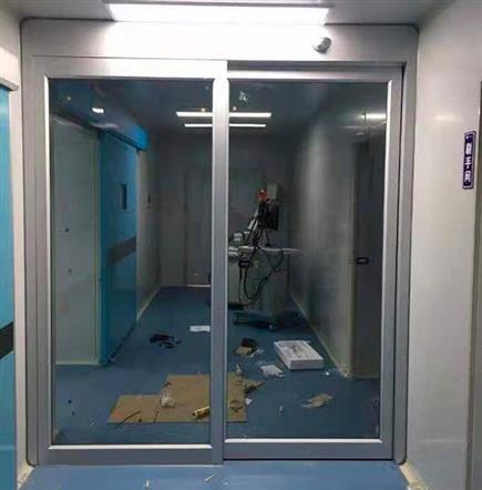 玻璃门